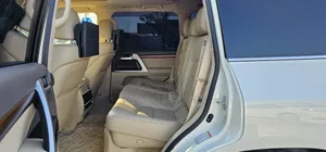 Toyota Land Cruiser 2017 Pearl