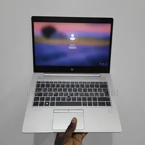 Laptop HP EliteBook 735 G5 8GB AMD Ryzen 7 SSD 256GB