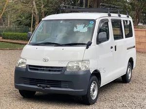 Toyota TownAce 2018 White