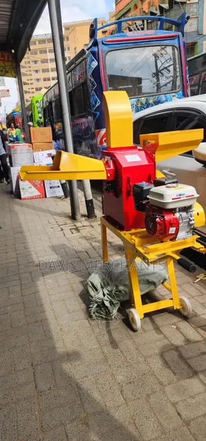 Feeds Chopper With 7.5hp Engine