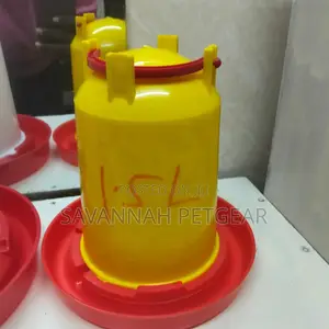Poultry Drinker for Chickens and Other Poultry - 1.5l Capacity