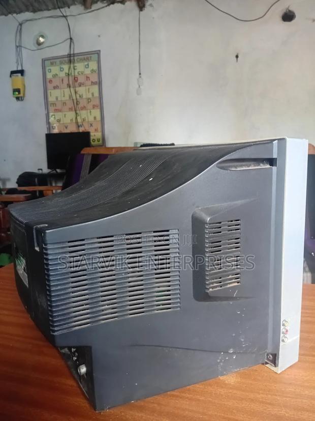 GLD 14 Inch Tv - thumbnail 3