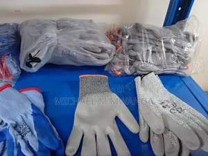 Safety Gloves