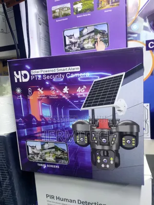 Triple Lens 4g Solar PTZ With Strobe Light and Alarm Siren