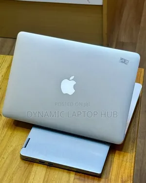 Laptop Apple MacBook Pro 16GB Intel Core i7 SSD 256GB