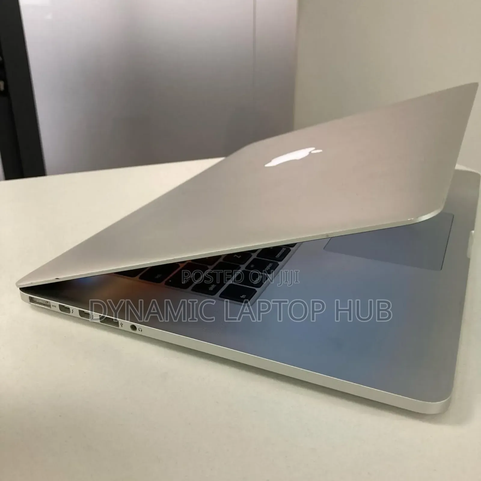 Laptop Apple MacBook Pro 2012 8GB Intel Core I7 SSD 256GB