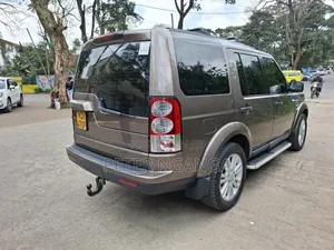 Land Rover Discovery 2011 Gold