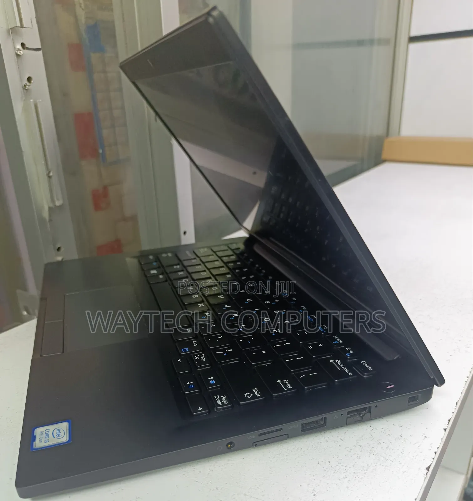 Laptop Dell Latitude 7390 8GB Intel Core I5 SSD 256GB