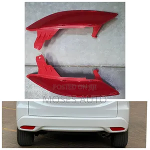 Honda Vezel Rear Bumper Reflector