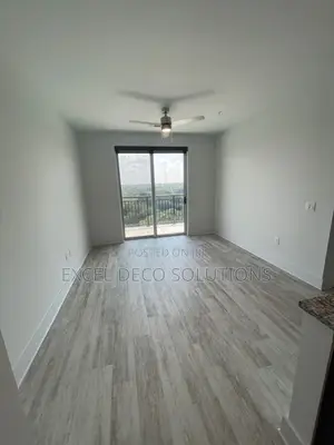 Mkeka Wa Mbao – Waterproof Scratch Resistant Vinyl Flooring