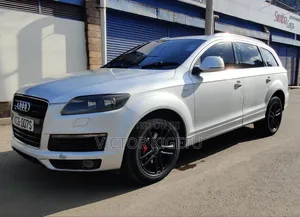 Audi Q7 3.0 TDi Quattro 2009 Gray