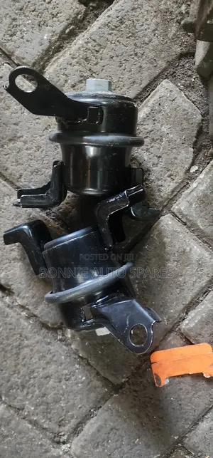 Premio 240 Engine Mounting