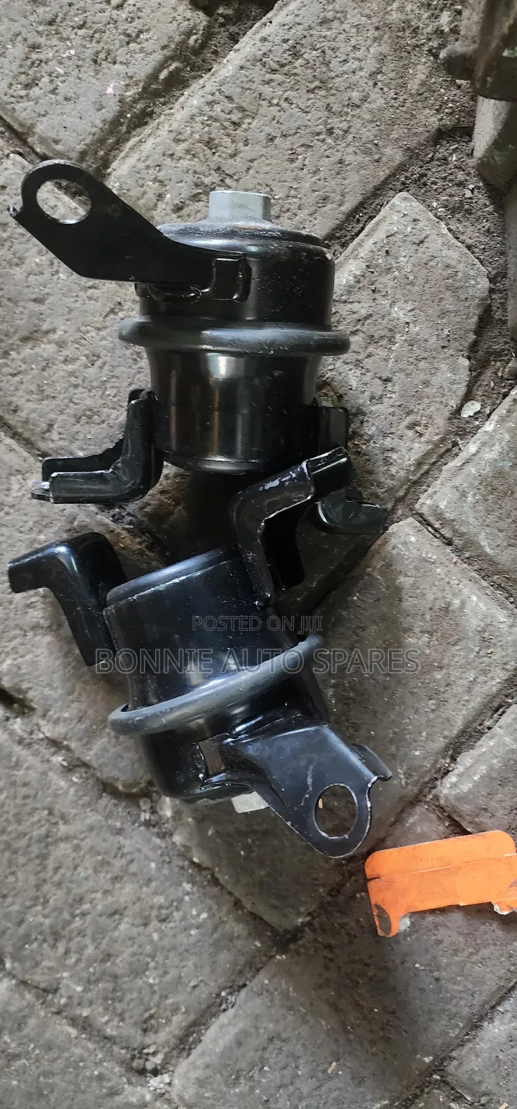 Premio 240 Engine Mounting