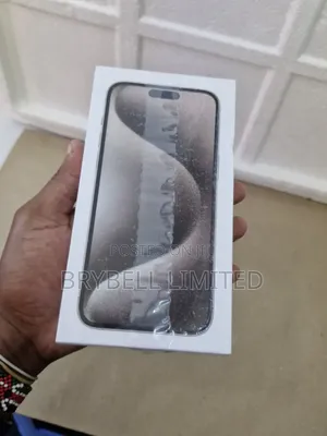New Apple iPhone 15 Pro Max 256 GB Silver
