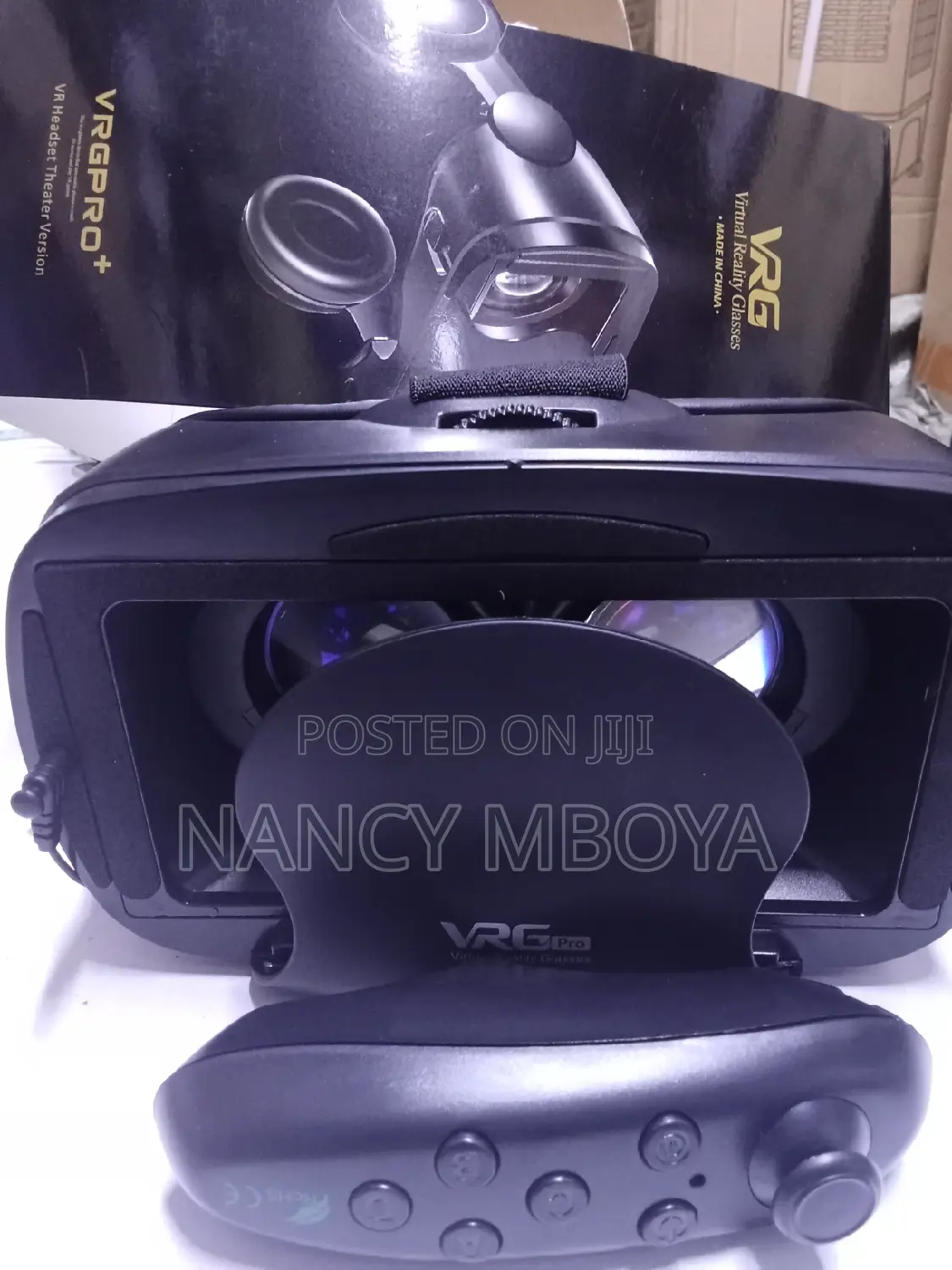 Virtual Reality Glass Headset With Remote Control