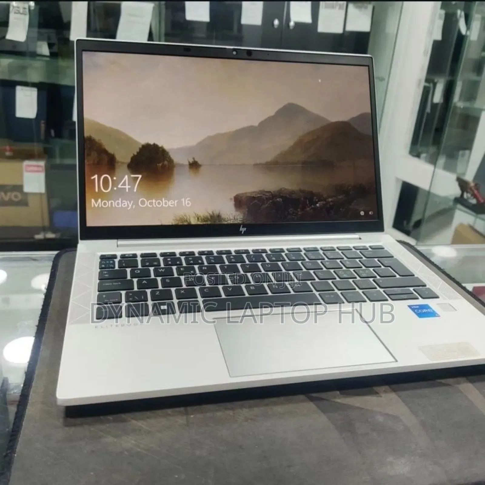 Laptop HP EliteBook 830 G8 16GB Intel Core I7 SSD 512GB