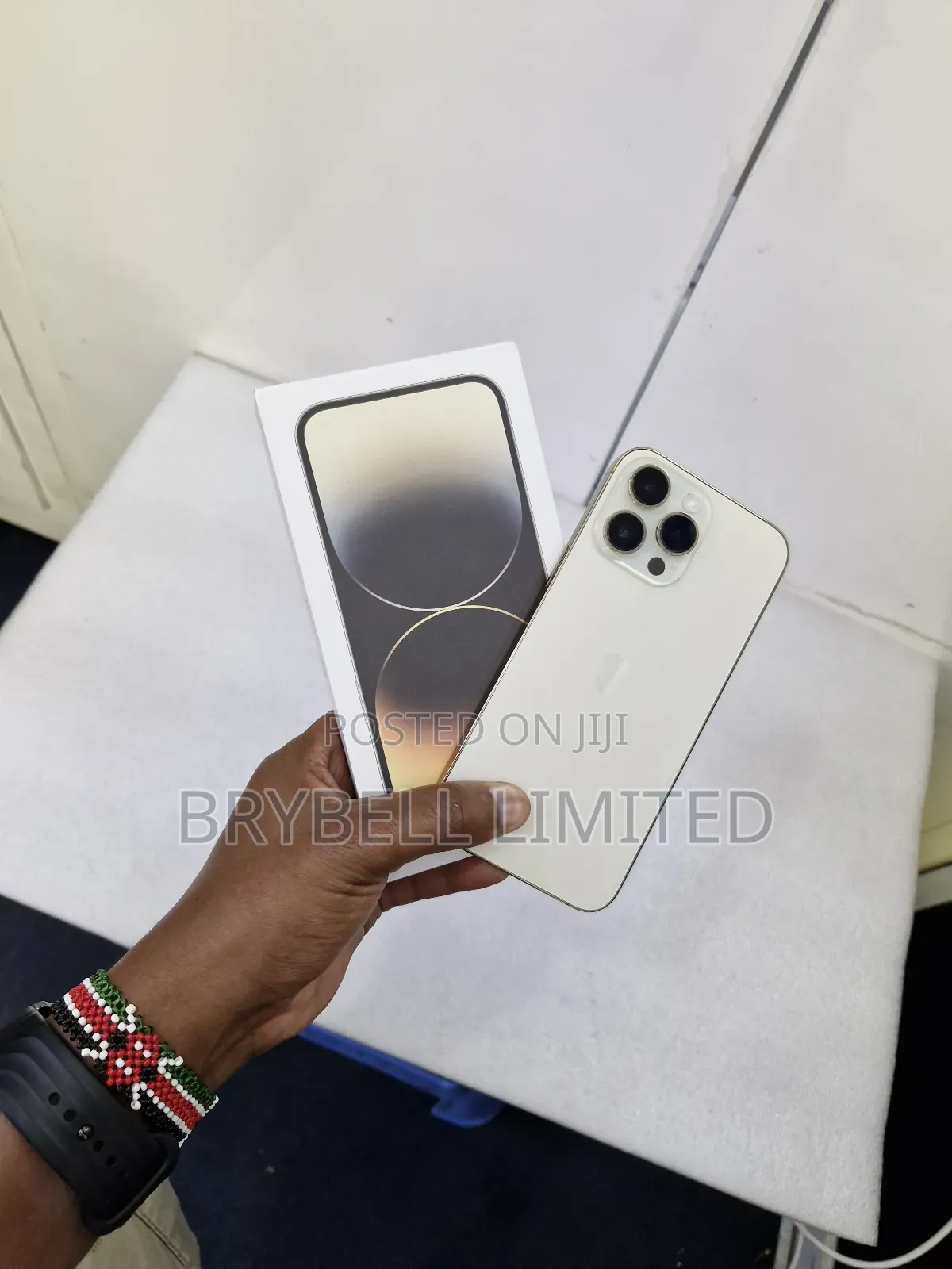 Apple iPhone 14 Pro Max 256 GB Gold
