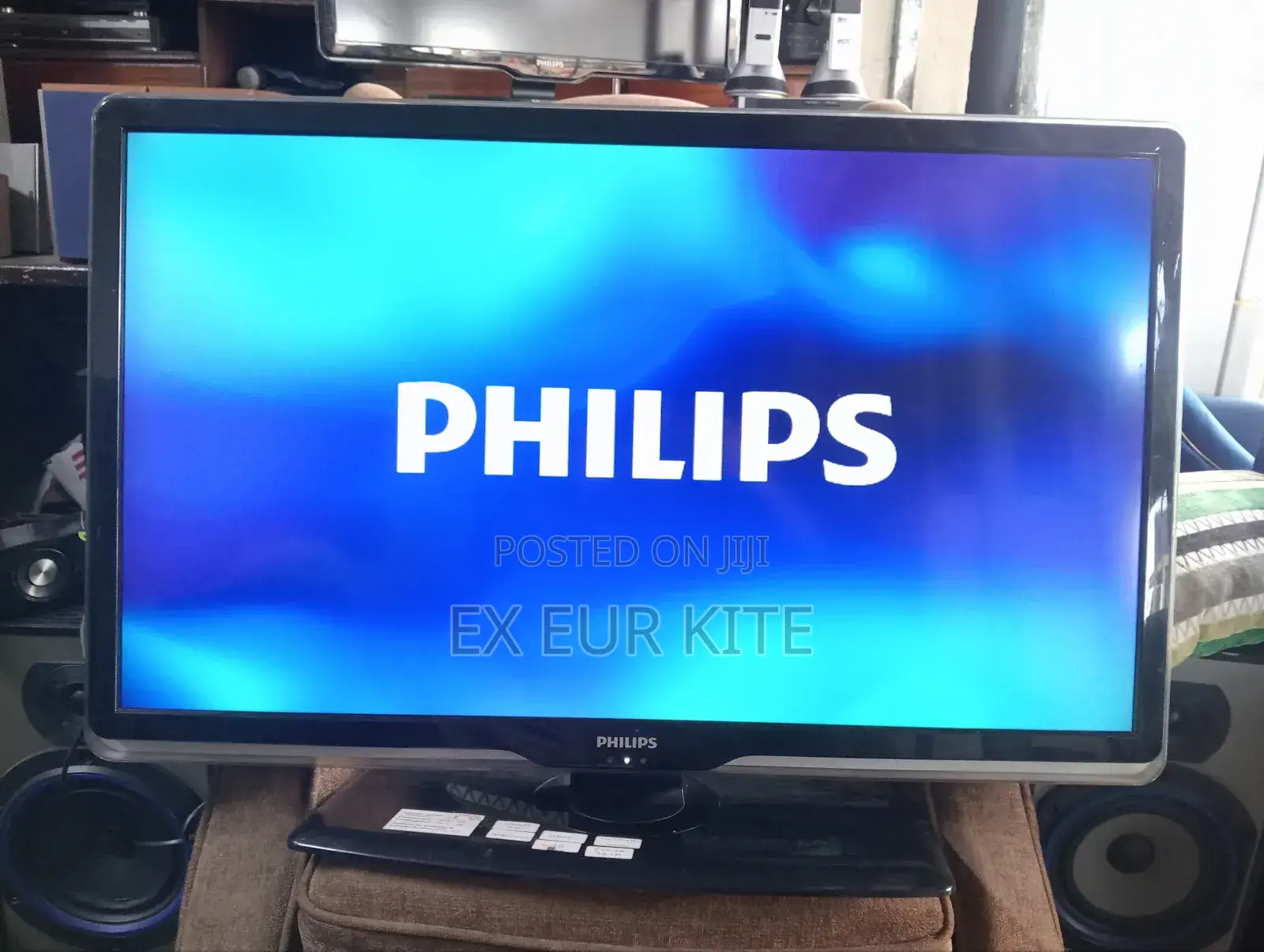 Philips Analog Tv 32" With Original Remote