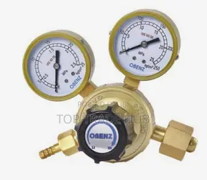Single Stage 10 Bar (Max) Oxygen: 2 Gauge Gas Regulator