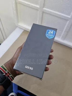 New Samsung Galaxy S20 128 GB Black