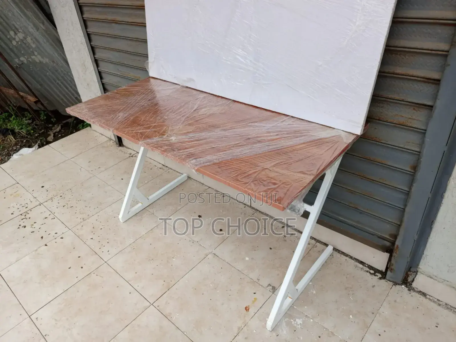 Modern Working Table