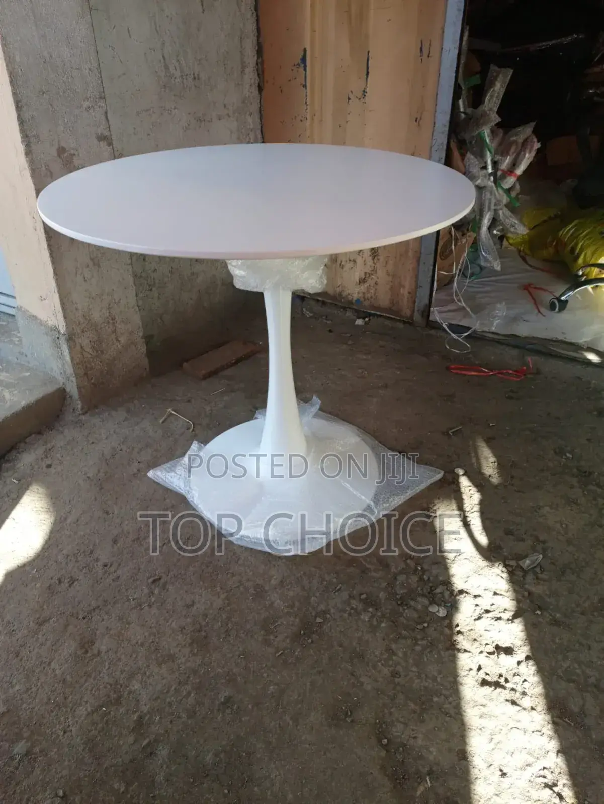 Imported Paddestal Table