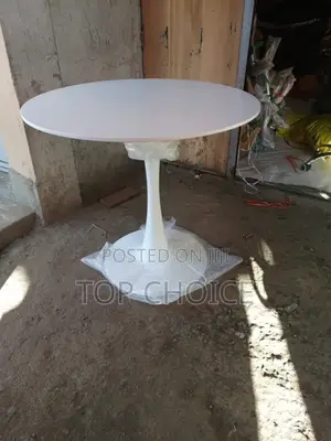 Imported Paddestal Table