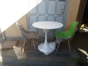 Modern Restaurant Table