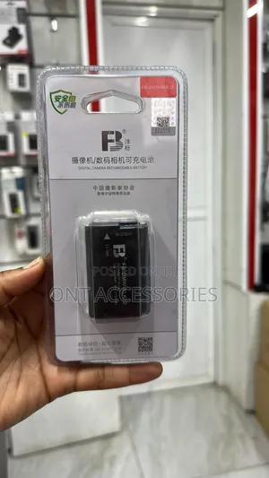 Fb-DMW-Blk22