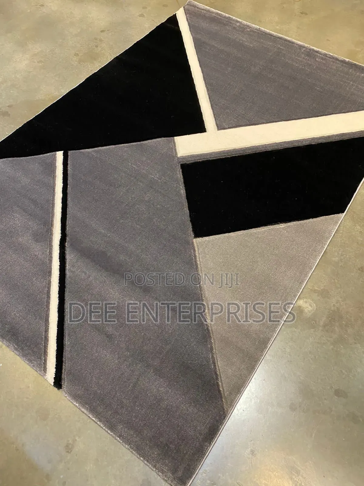 Paris Carpets 5×8