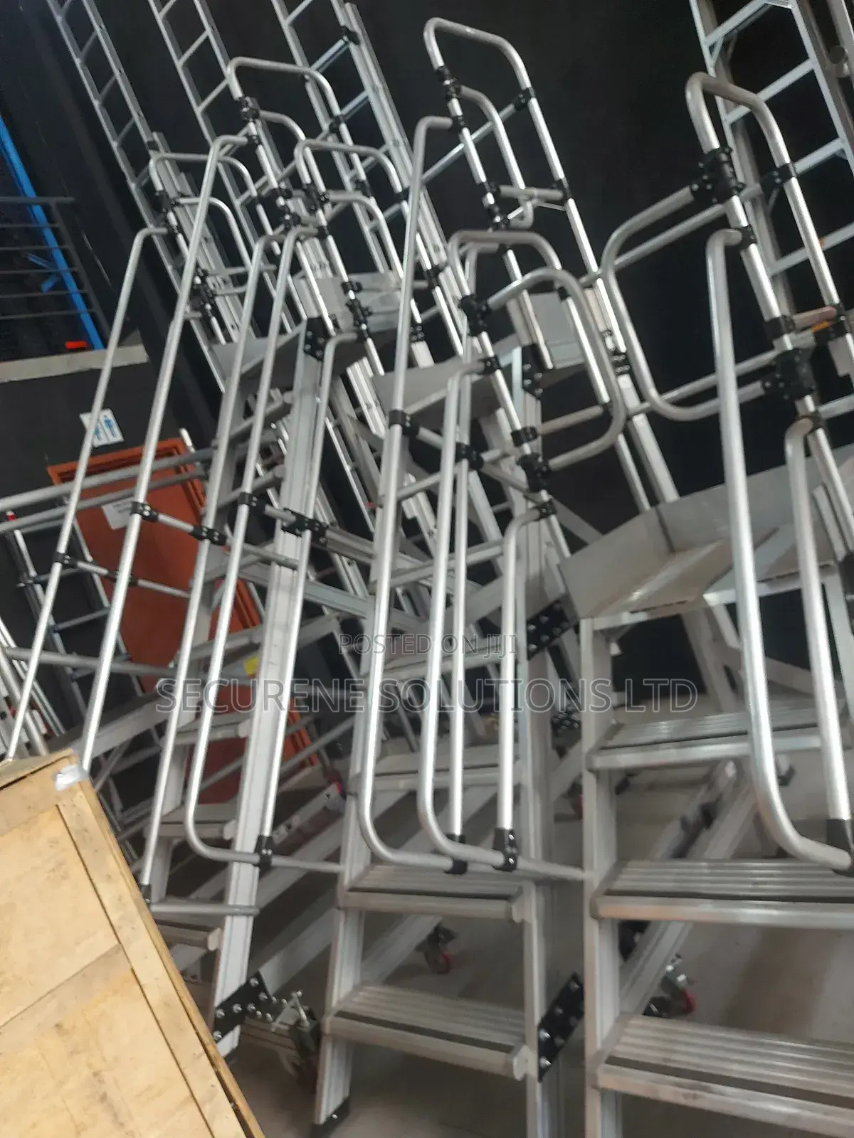Aluminum Platform Ladder/Warehouse Steps on Wheels.