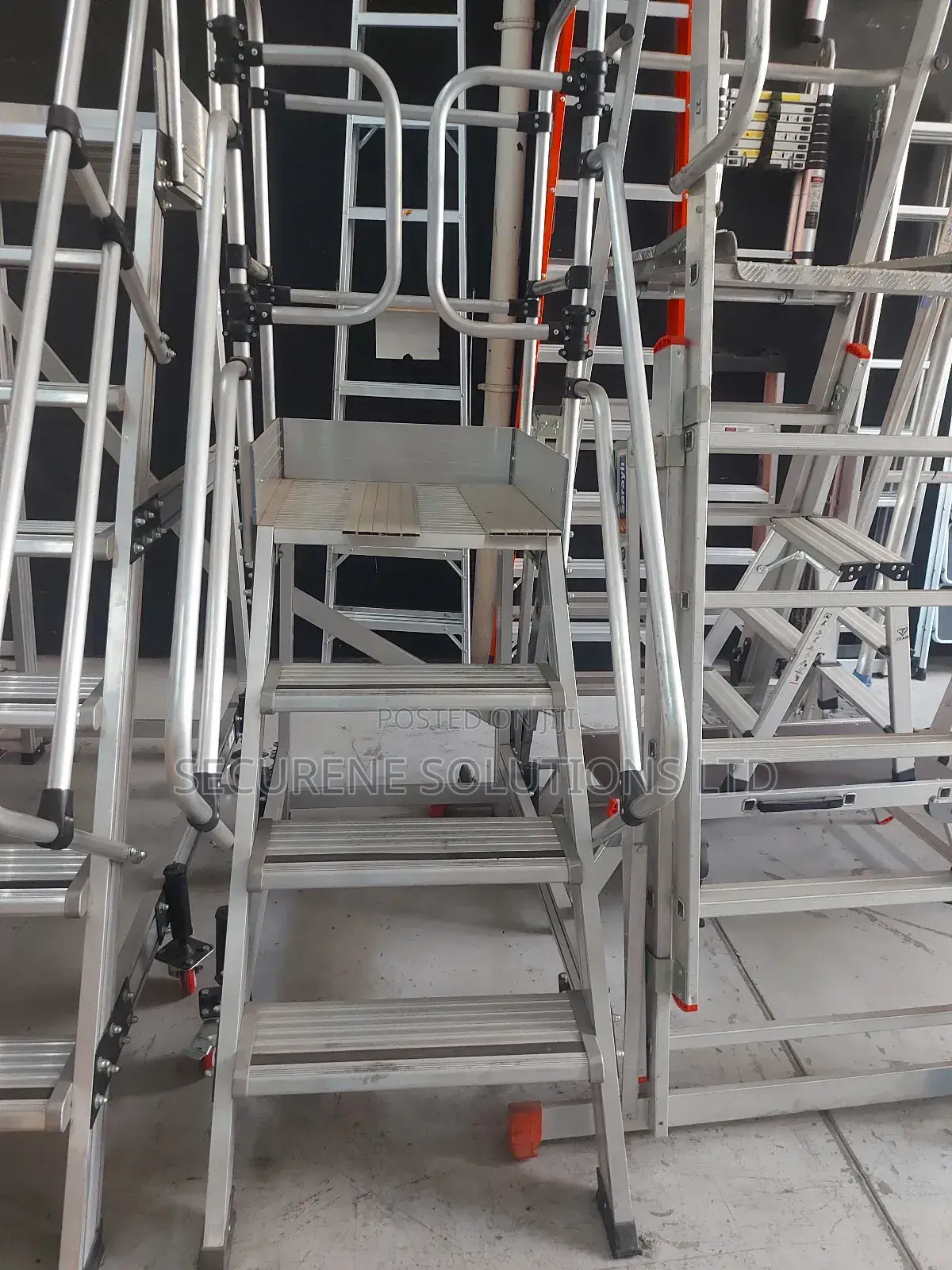Aluminum Platform Ladder/Warehouse Steps on Wheels.