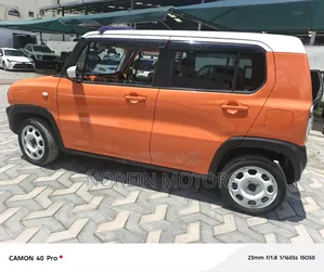 Suzuki Hustler 2018 Orange