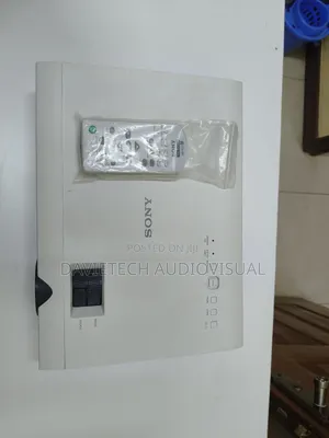 Sony VPL Dx 100 Projector