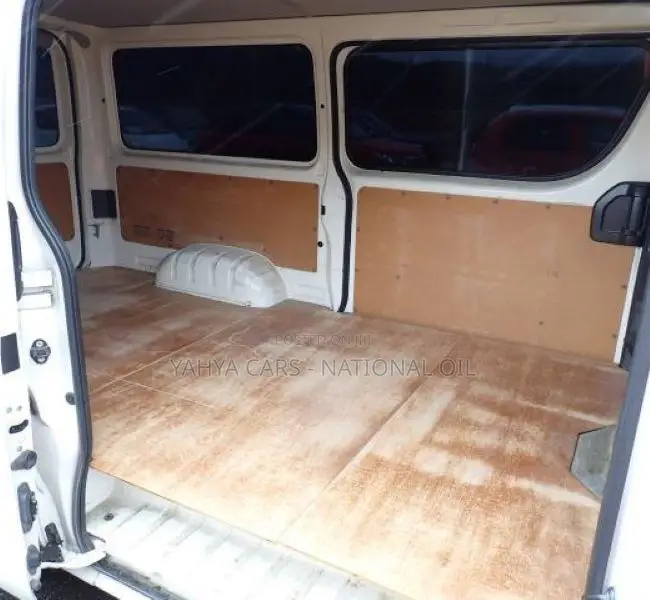 Toyota HiAce 2019