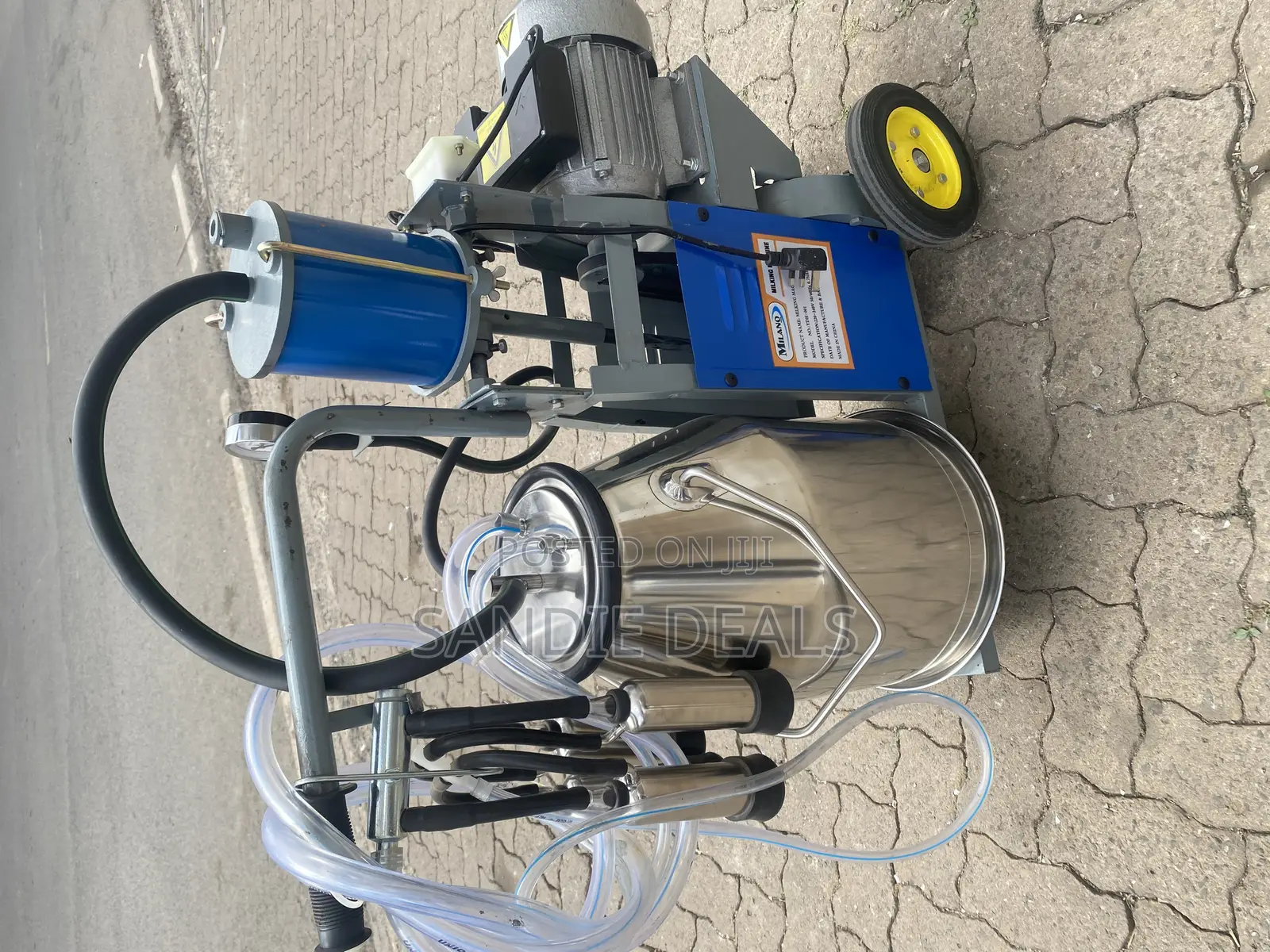 Automatic Milking Machine