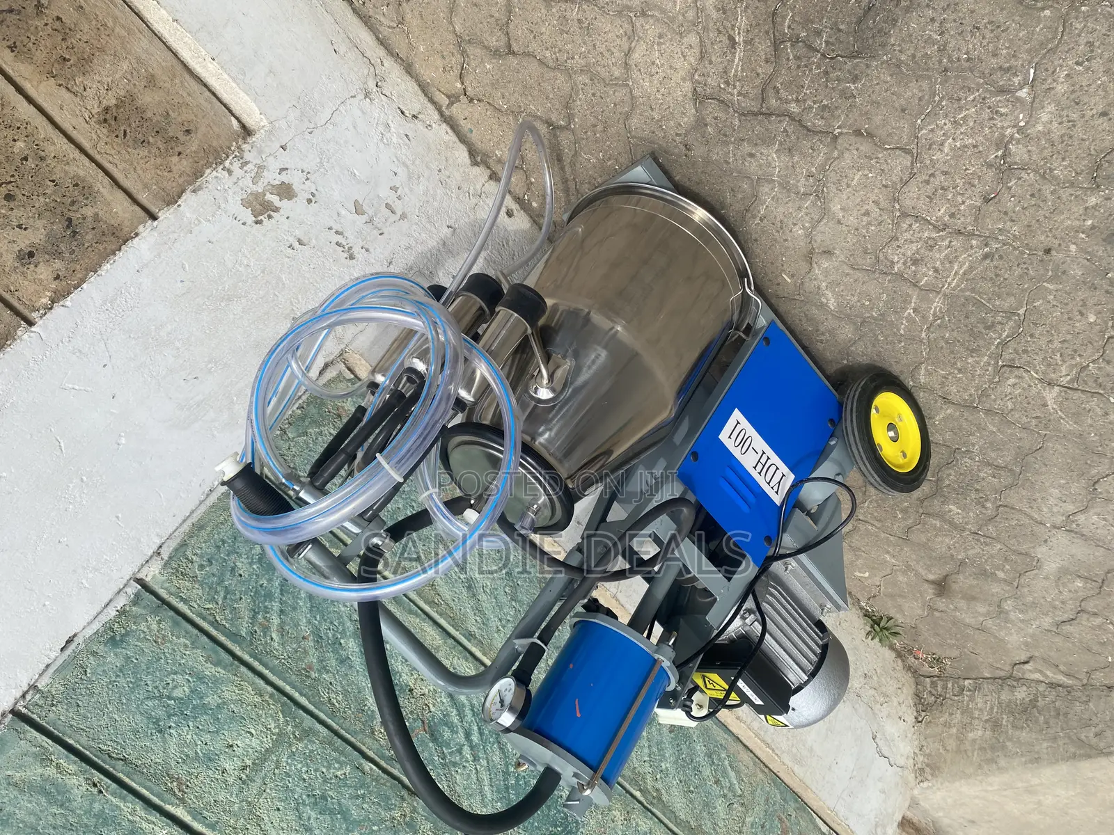 Automatic Milking Machine