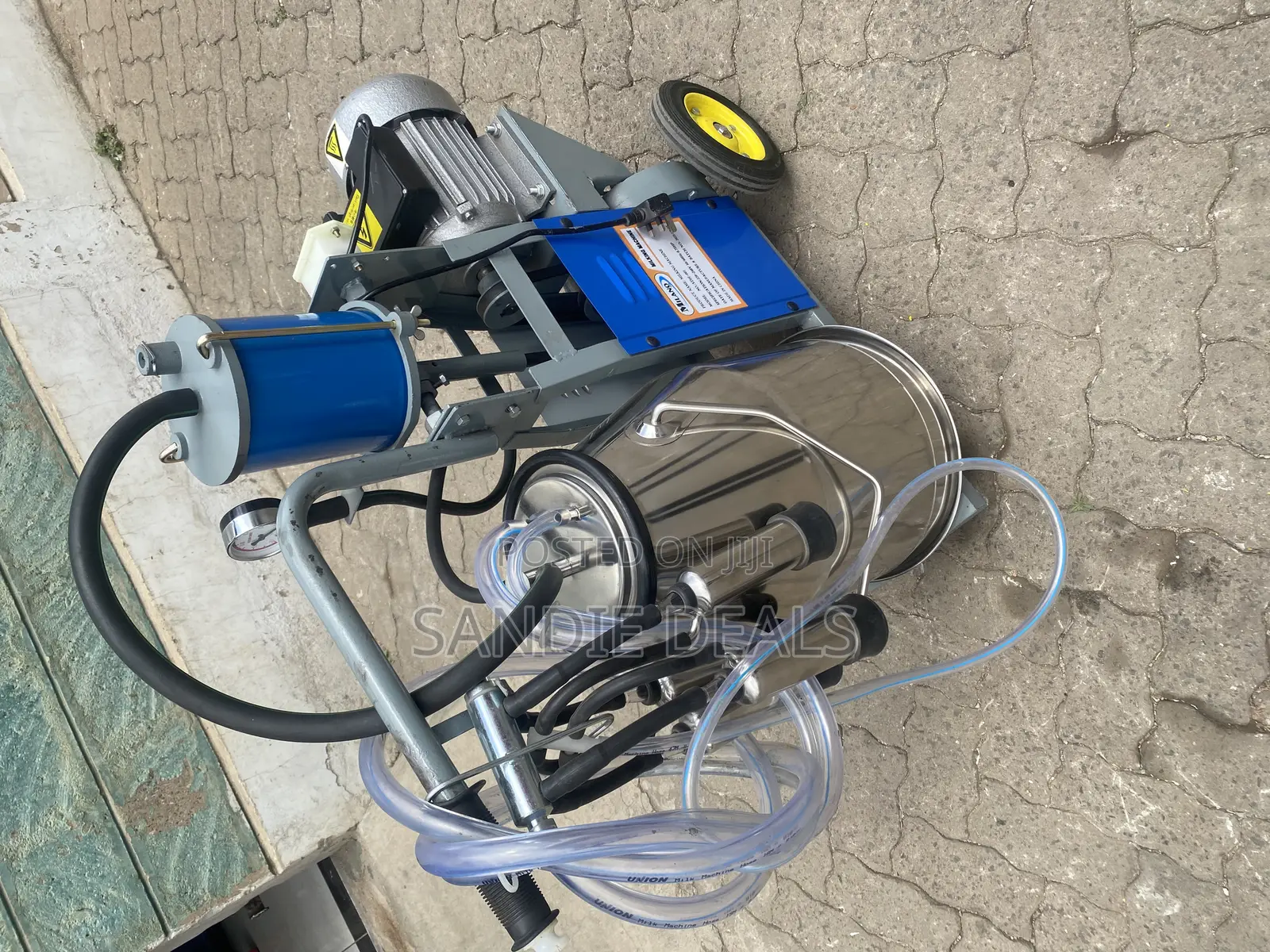 Electric Milking Machine