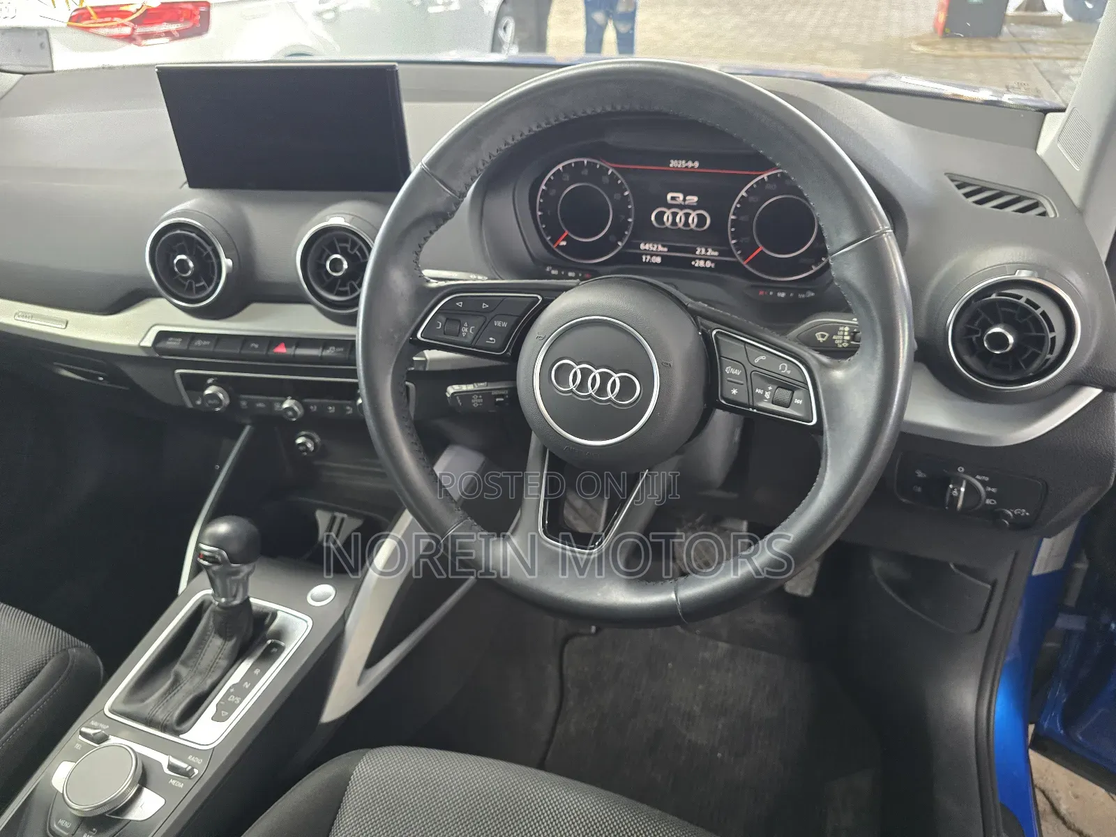 Audi Q2 2019 Blue