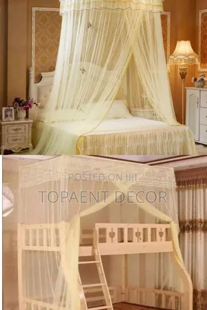 Cream 4 Stand and Cream Round Mosquito Net