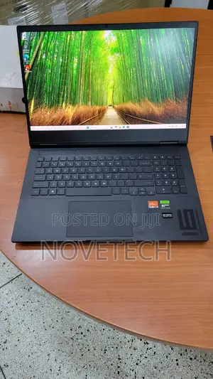 Laptop HP Omen 15 16GB AMD Ryzen 9 SSD 1T