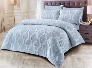 Tufted Duvetcover , One Fitted Sheet and Four Pillowcases