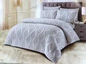 Tufted Duvetcover , One Fitted Sheet and Four Pillowcases