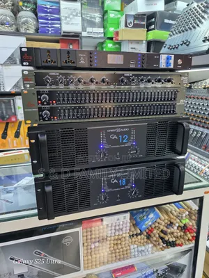 Crest Audio Amplifier Set