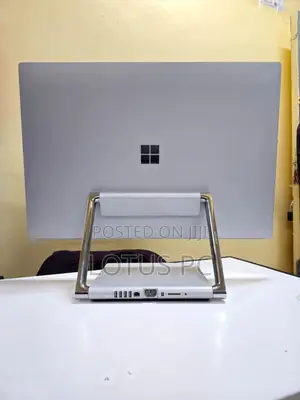 Desktop Computer Microsoft Surface Studio 8GB Intel Core I5 SSD 1T