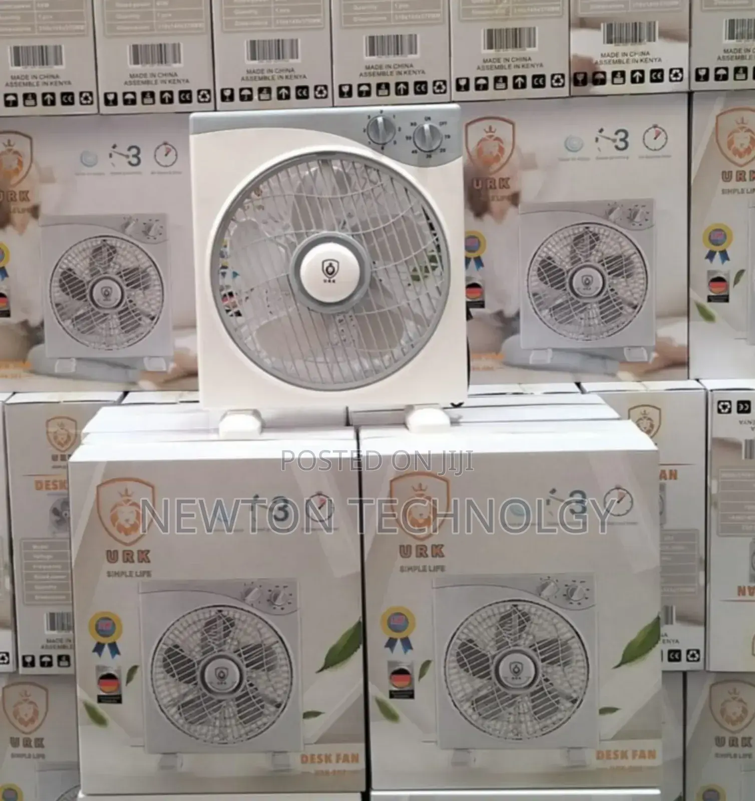 Urk Box Desk Fan