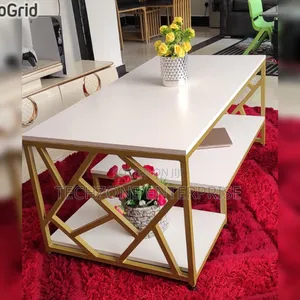 *Zippy Elegant Coffee Table With Shelves 