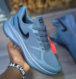 Nike Zoom Sneakers