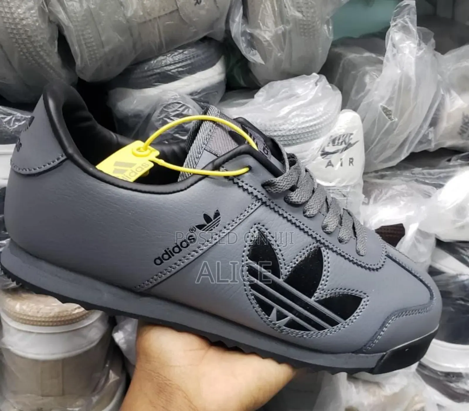 Adidas Somoa