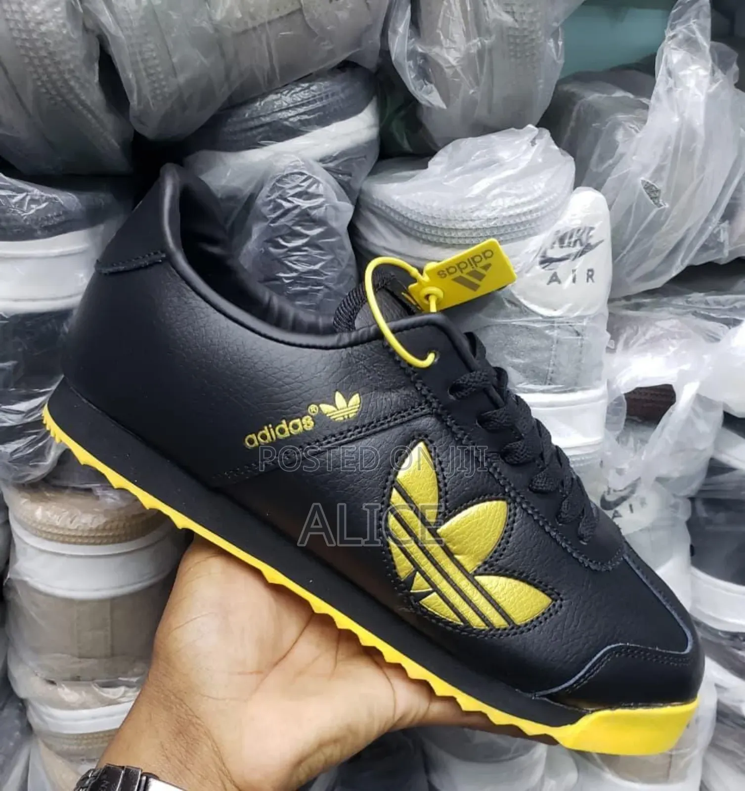 Adidas Somoa
